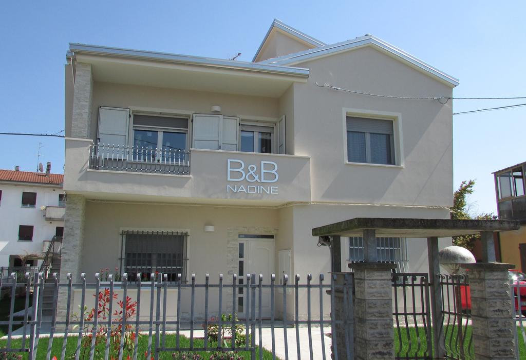 B&B Nadine ฟอร์ลี ภายนอก รูปภาพ